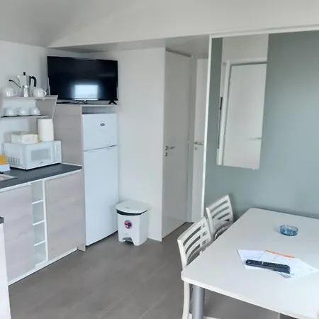 1ª O Muino - Park Κάμπινγκ Oia