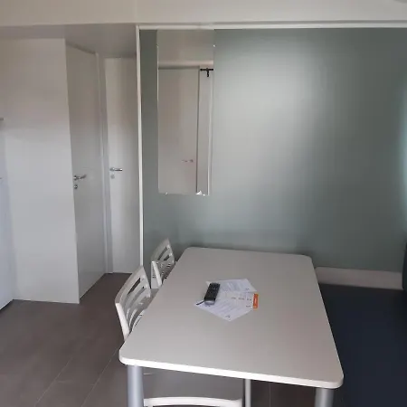 1ª O Muino - Park Κάμπινγκ Oia