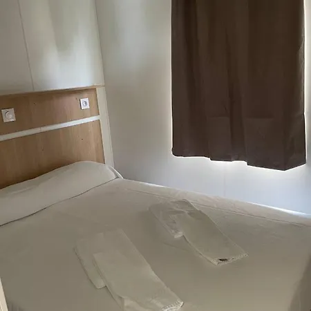 1ª O Muino - Park Κάμπινγκ Oia